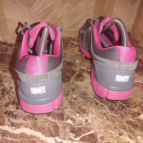 Nike women's Dual fusion St 2 running shoes gray size 8.5. A60 - Picture 3 of 11